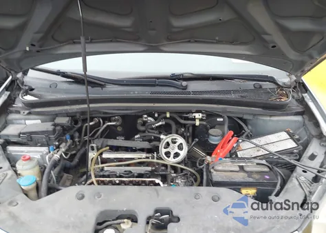 2010 Honda Odyssey Touring from USA, damaged, VIN 5FNRL3H93AB106822